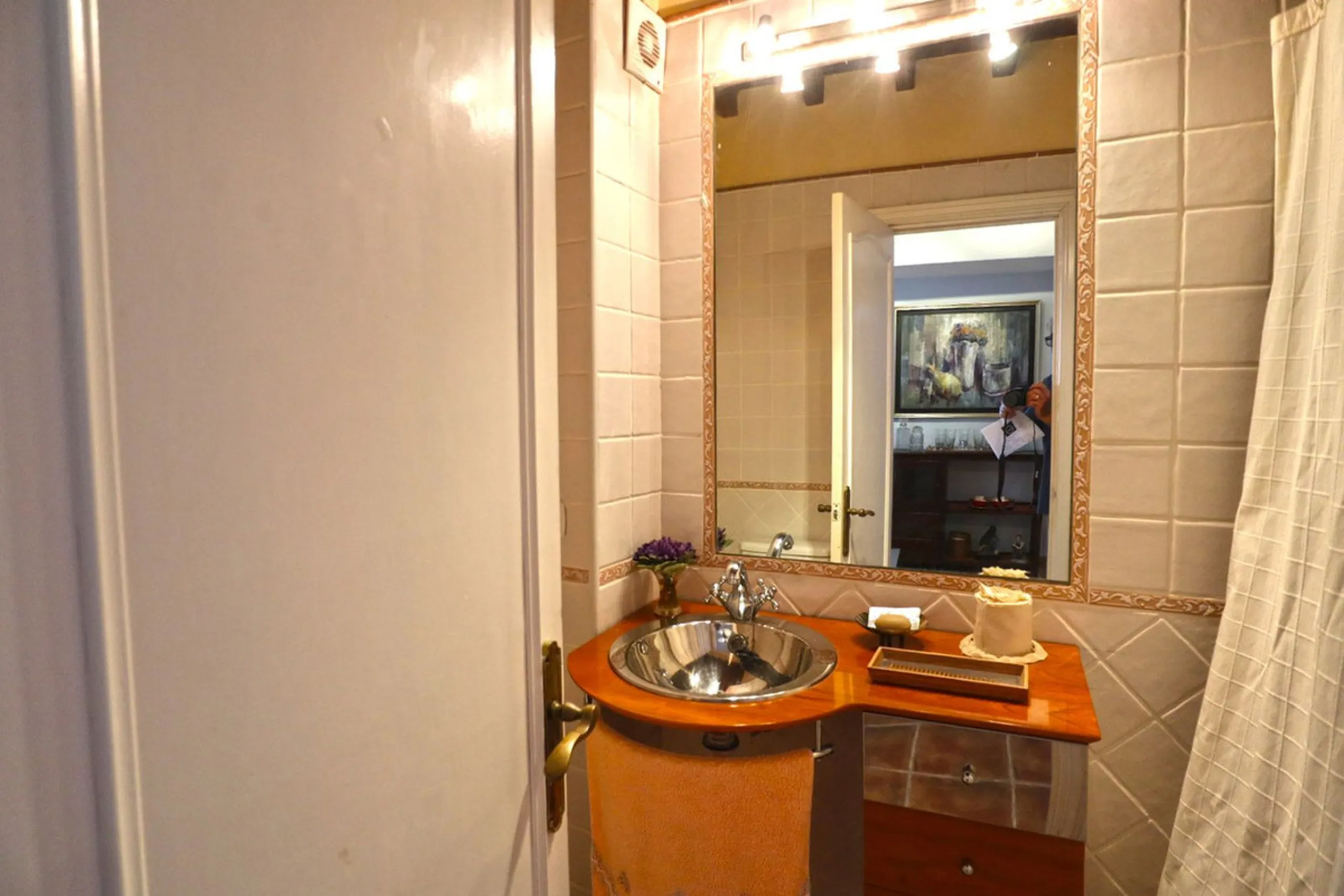 Apartment - Middle Floor Apartment в продаже в Marbella, Málaga. В доме 2 спален и 2 ванных комнат. Площадь дома 120 м²