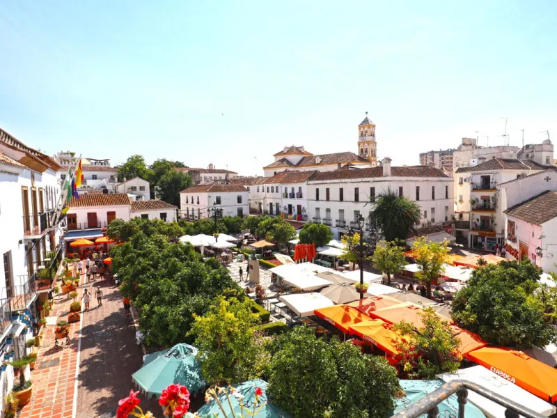 Apartment - Middle Floor Apartment в продаже в Marbella, Málaga. В доме 2 спален и 2 ванных комнат. Площадь дома 120 м²
