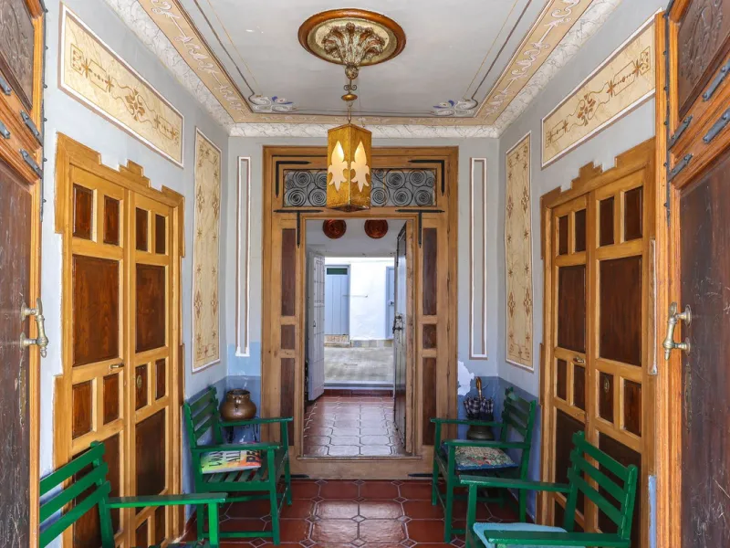 Character Townhouse in Tolox steeped in history