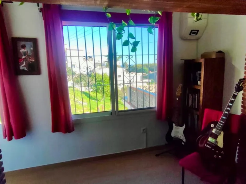 Apartment - Middle Floor Apartment в продаже в Mijas, Málaga. В доме 3 спален и 1 ванных комнат. Площадь дома 73 м²