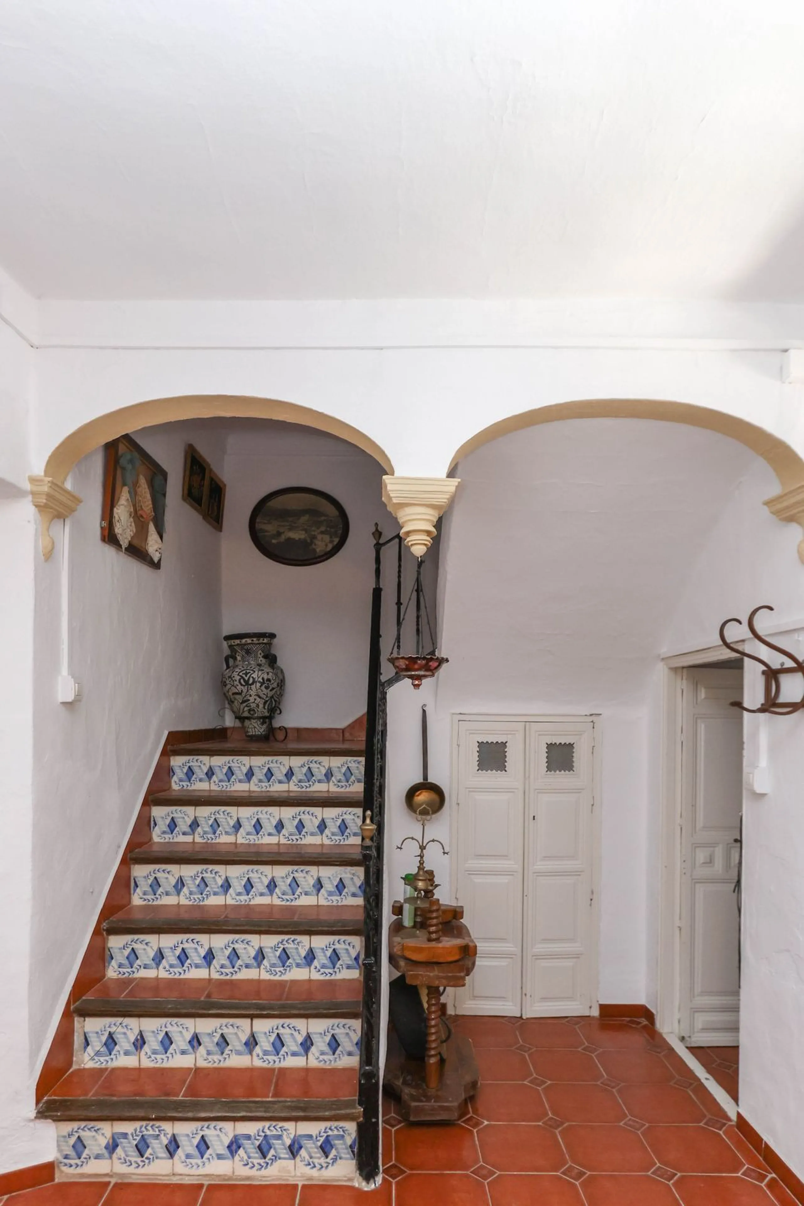 Character Townhouse in Tolox steeped in history