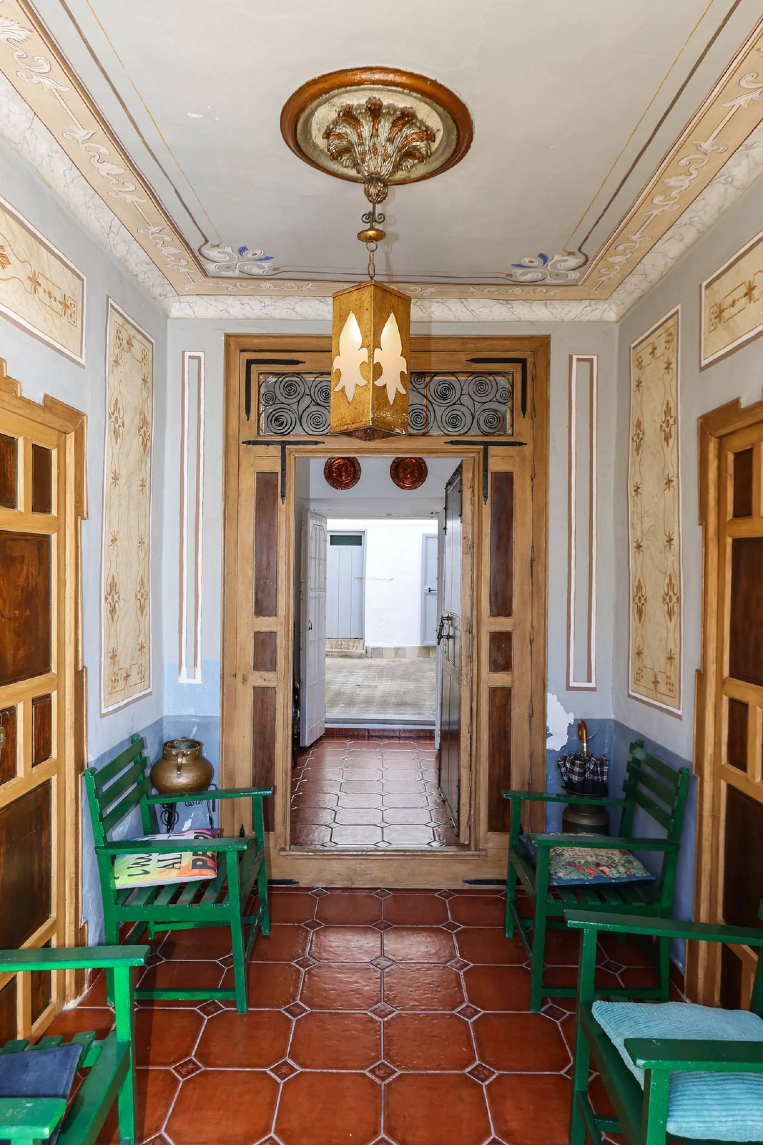 Character Townhouse in Tolox steeped in history