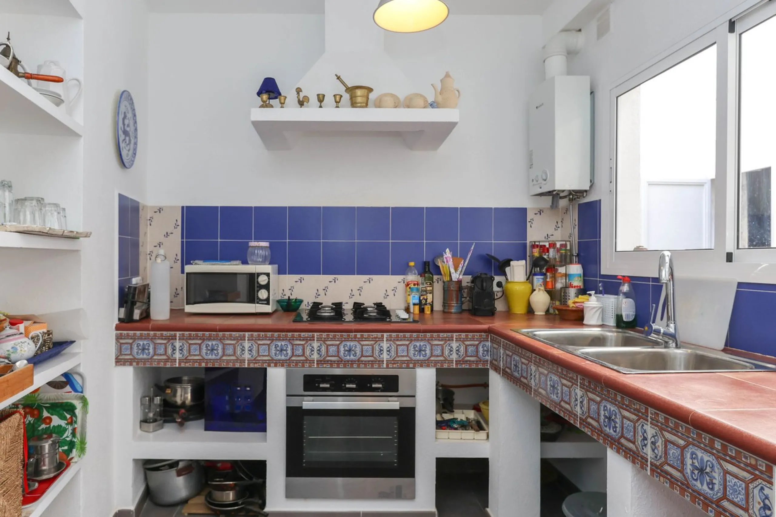 Character Townhouse in Tolox steeped in history