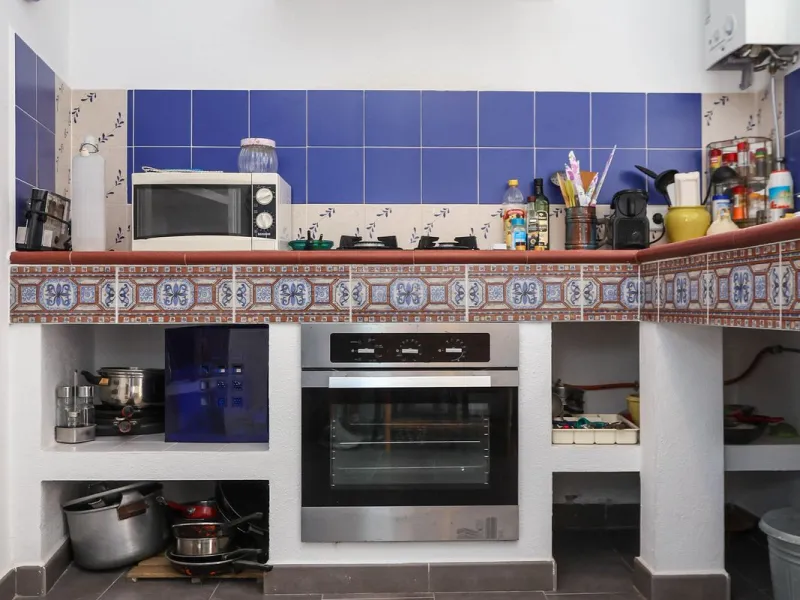 Character Townhouse in Tolox steeped in history