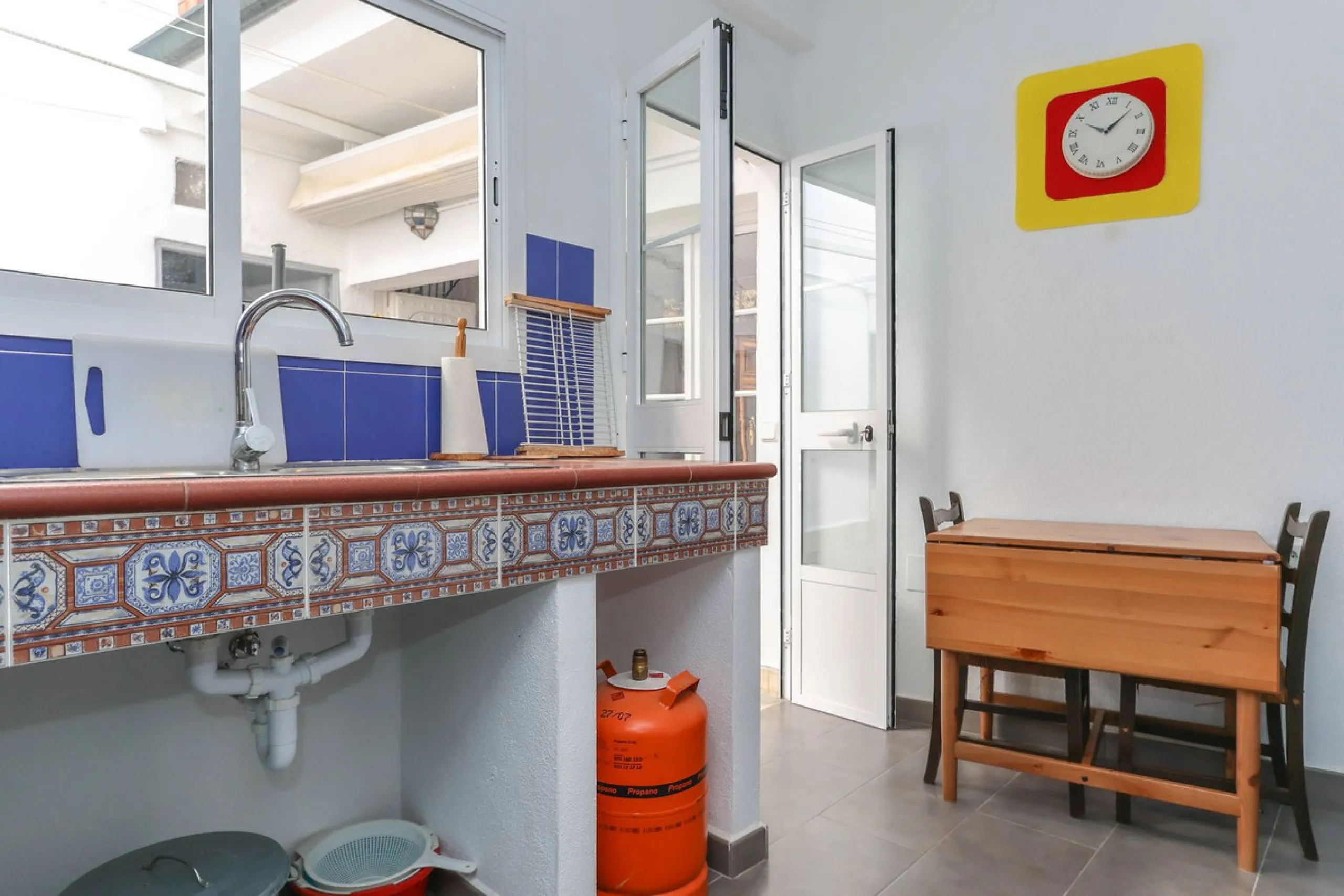 Character Townhouse in Tolox steeped in history