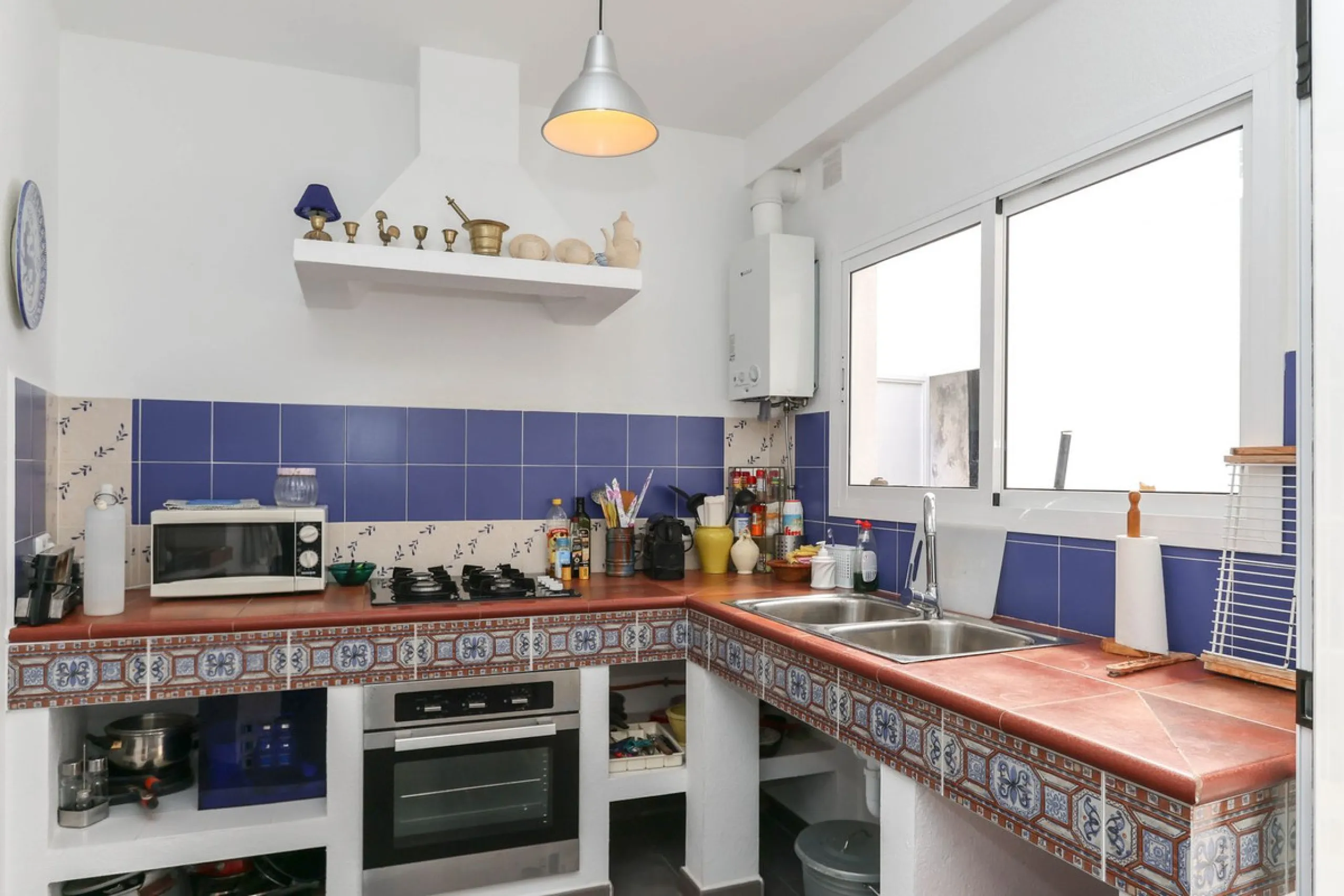 Character Townhouse in Tolox steeped in history