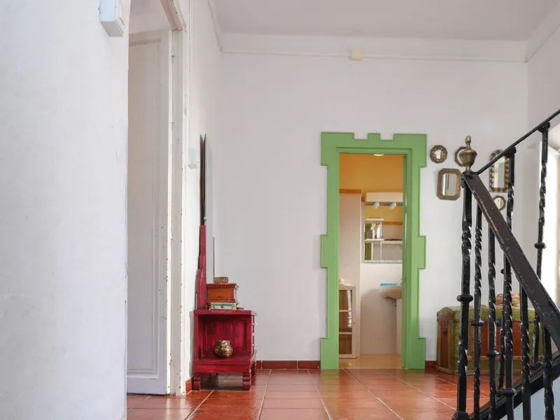Character Townhouse in Tolox steeped in history