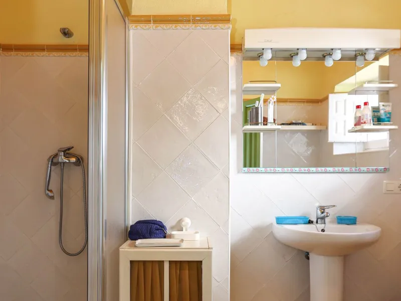 Character Townhouse in Tolox steeped in history