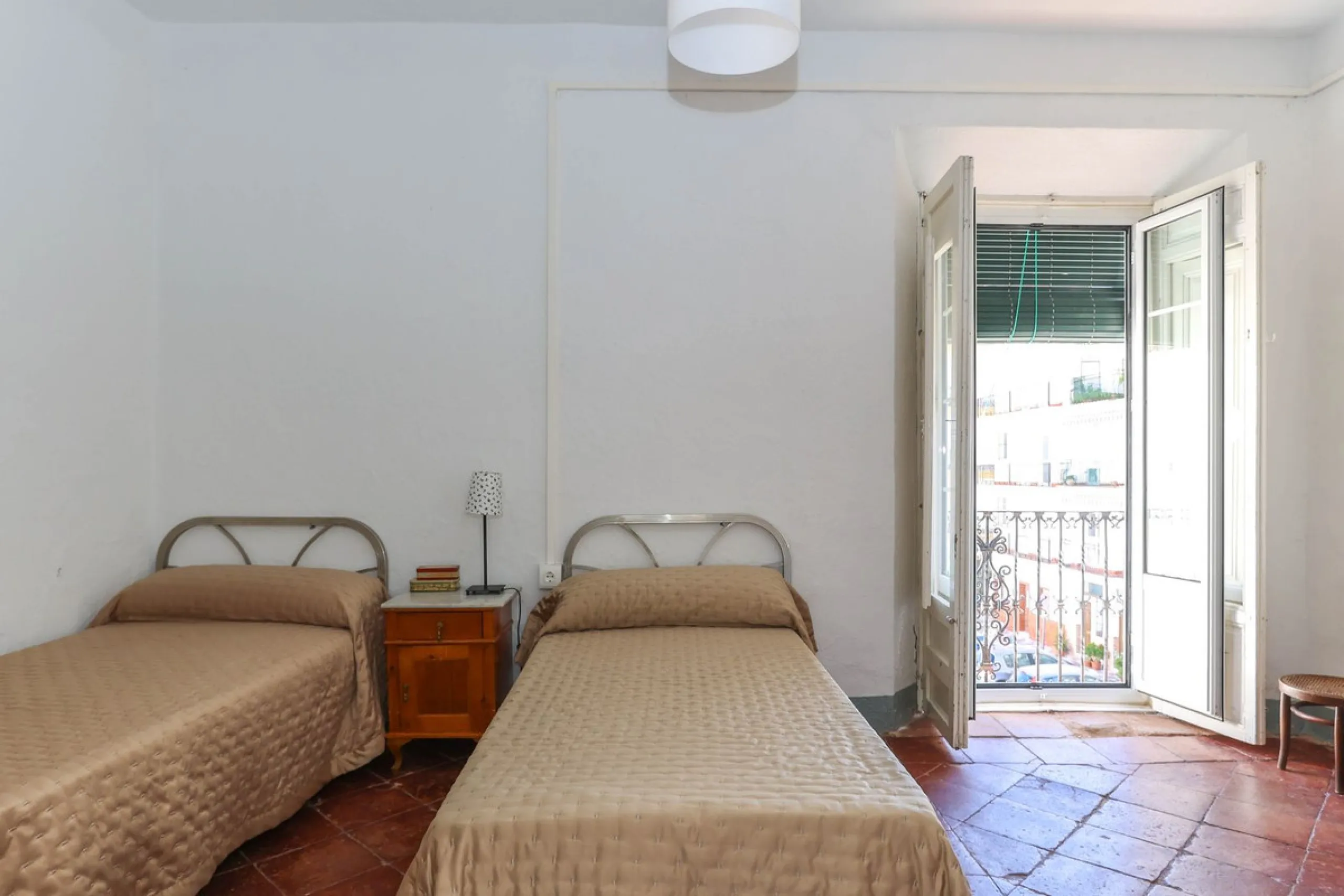 Character Townhouse in Tolox steeped in history