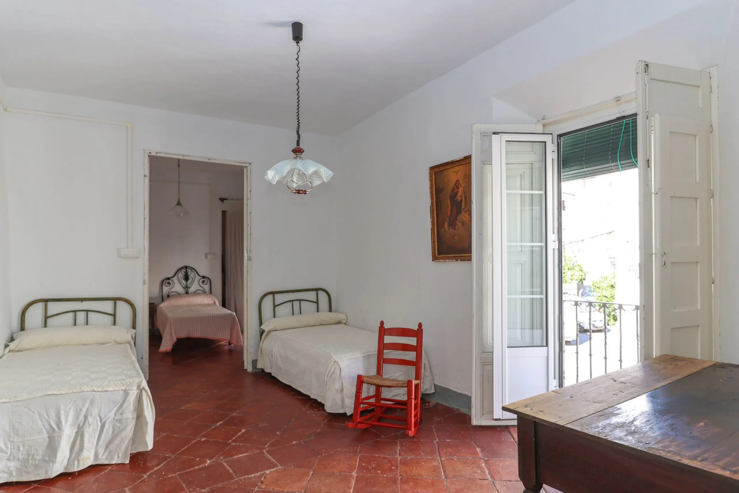 Character Townhouse in Tolox steeped in history