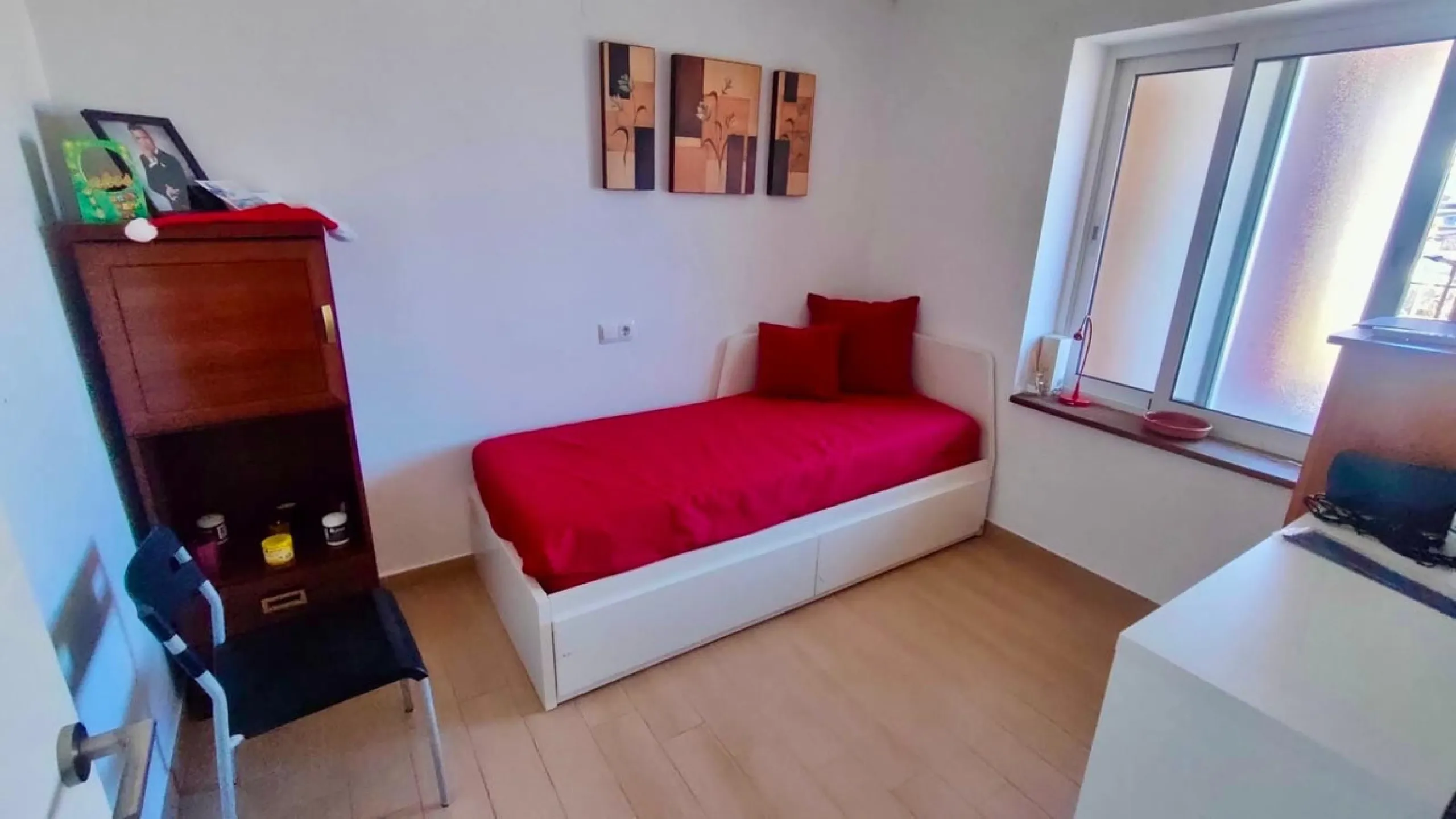 Apartment - Middle Floor Apartment в продаже в Mijas, Málaga. В доме 3 спален и 1 ванных комнат. Площадь дома 73 м²