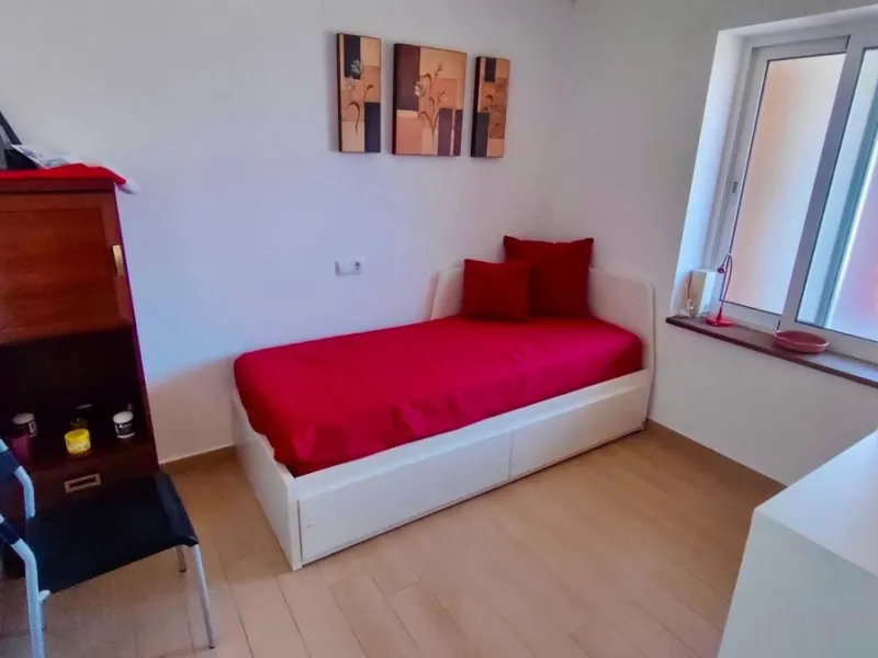Apartment - Middle Floor Apartment в продаже в Mijas, Málaga. В доме 3 спален и 1 ванных комнат. Площадь дома 73 м²