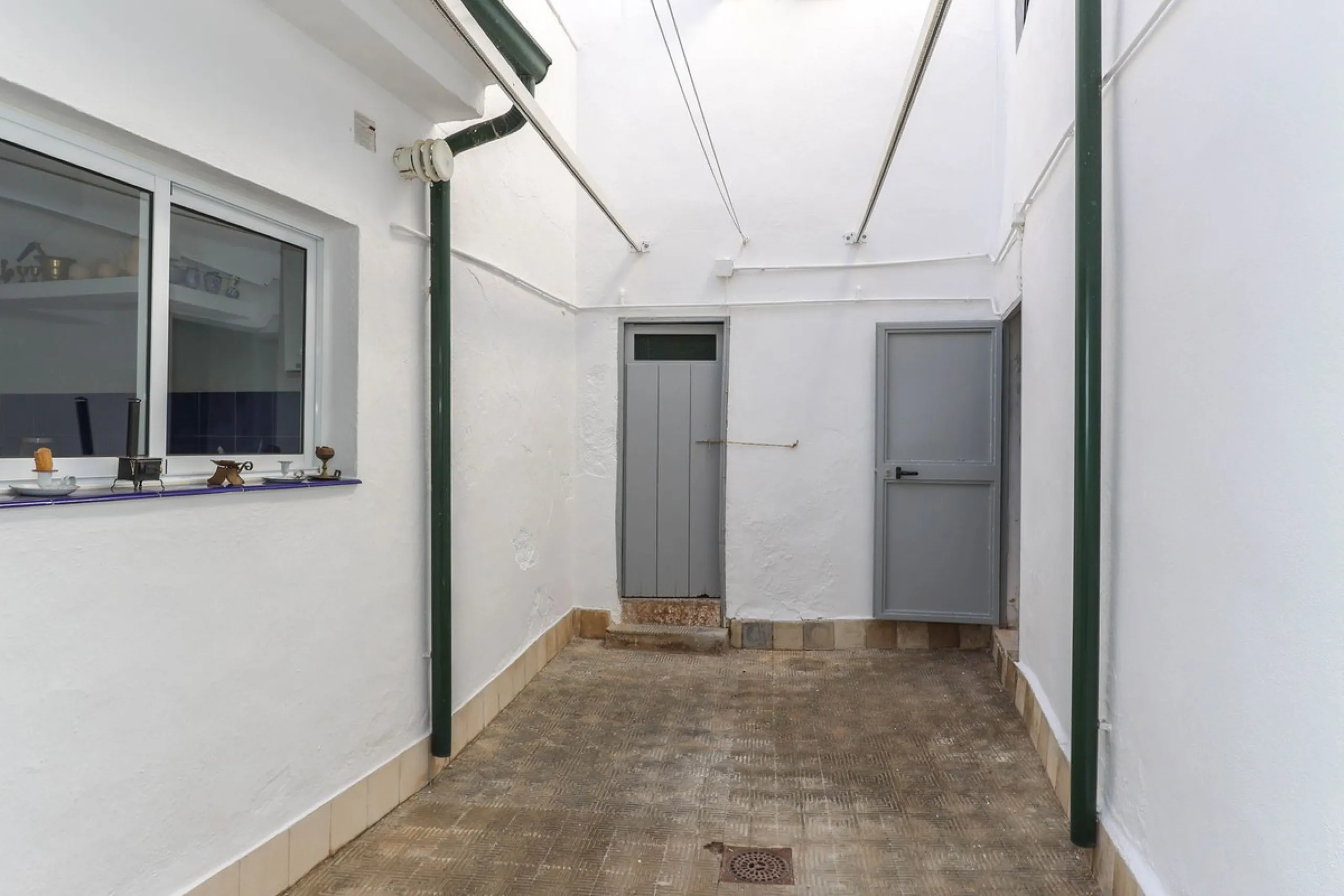 Character Townhouse in Tolox steeped in history