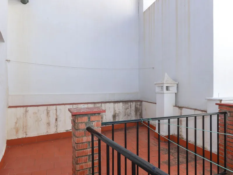 Character Townhouse in Tolox steeped in history