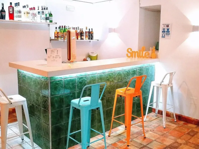Exclusive rural hotel located in the heart of Andalusia, in a picturesque location near Ronda, just 45 minutes from Marbella, 60 min from Malaga International Airport and 90 min from Seville. Old oil mill converted into a hotel, does not require additiona