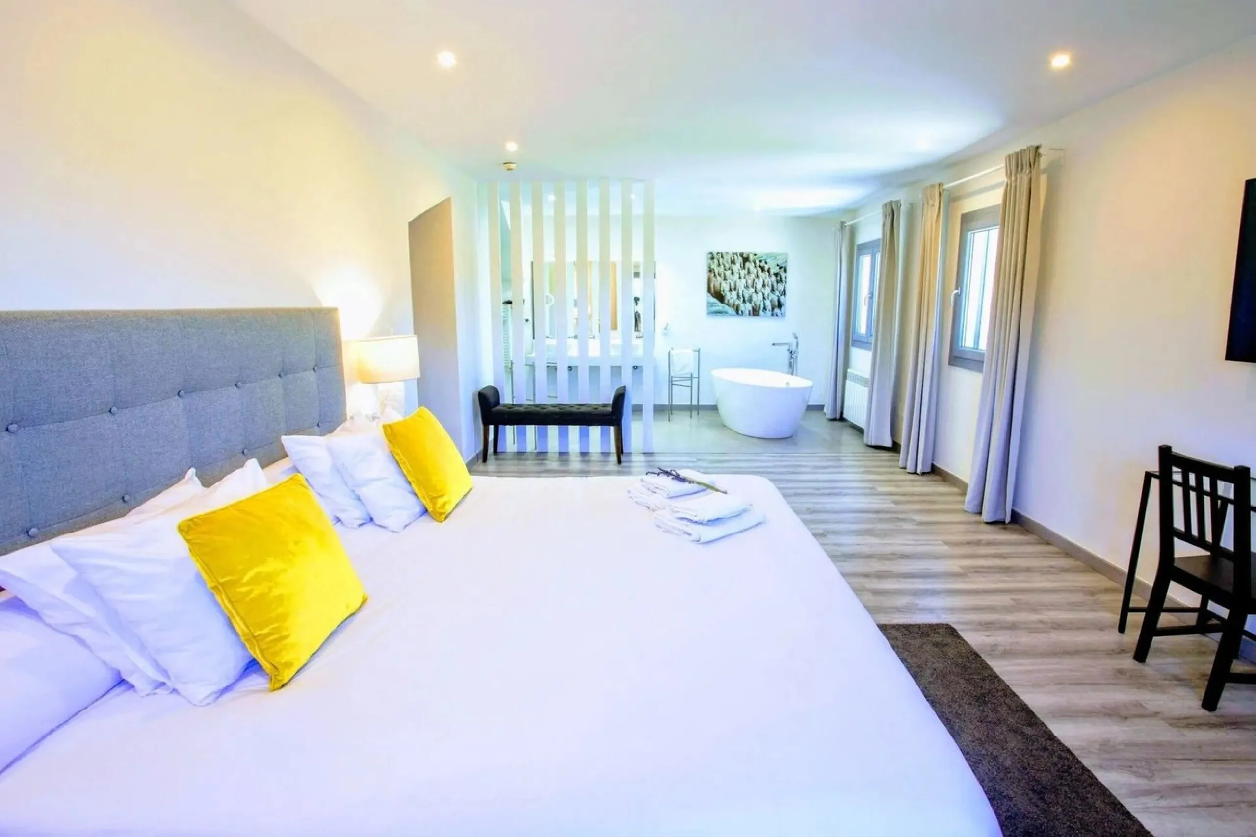 Exclusive rural hotel located in the heart of Andalusia, in a picturesque location near Ronda, just 45 minutes from Marbella, 60 min from Malaga International Airport and 90 min from Seville. Old oil mill converted into a hotel, does not require additiona