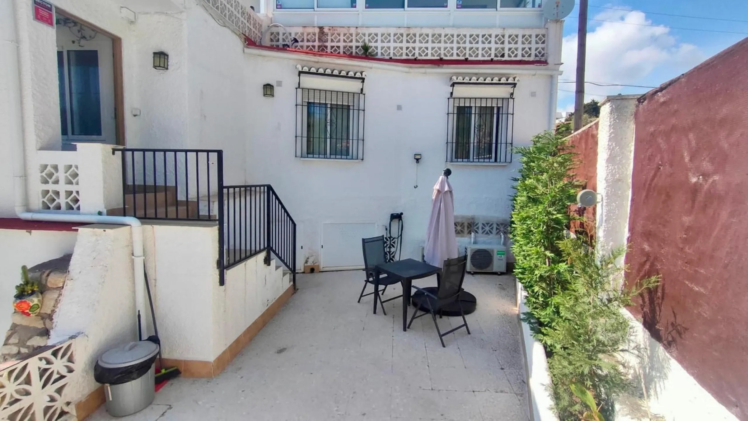 Apartment - Middle Floor Apartment в продаже в Mijas, Málaga. В доме 3 спален и 1 ванных комнат. Площадь дома 73 м²