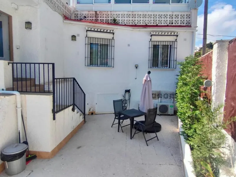 Apartment - Middle Floor Apartment в продаже в Mijas, Málaga. В доме 3 спален и 1 ванных комнат. Площадь дома 73 м²