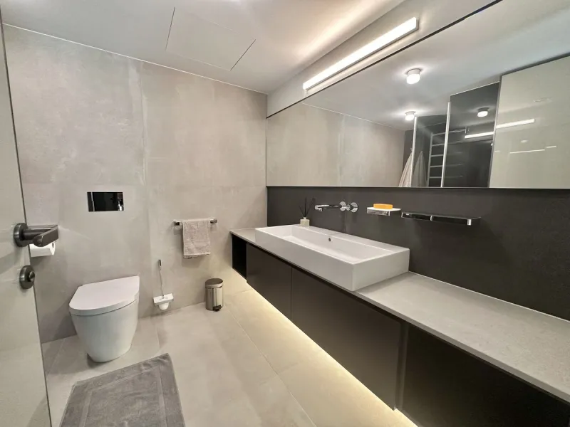 House - Detached Villa в продаже в Marbella, Málaga. В доме 4 спален и 5 ванных комнат. Площадь дома 226 м². Площадь участка 455 м²
