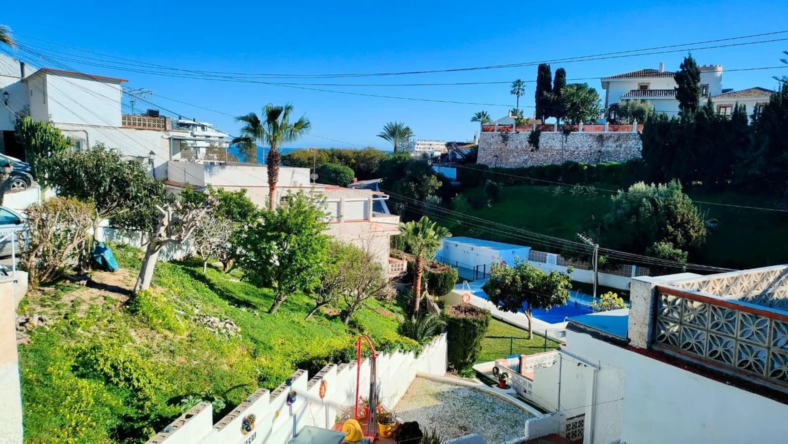 Apartment - Middle Floor Apartment в продаже в Mijas, Málaga. В доме 3 спален и 1 ванных комнат. Площадь дома 73 м²