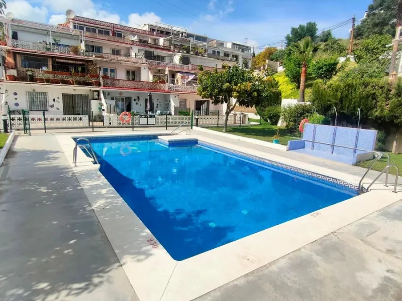 Apartment - Middle Floor Apartment в продаже в Mijas, Málaga. В доме 3 спален и 1 ванных комнат. Площадь дома 73 м²