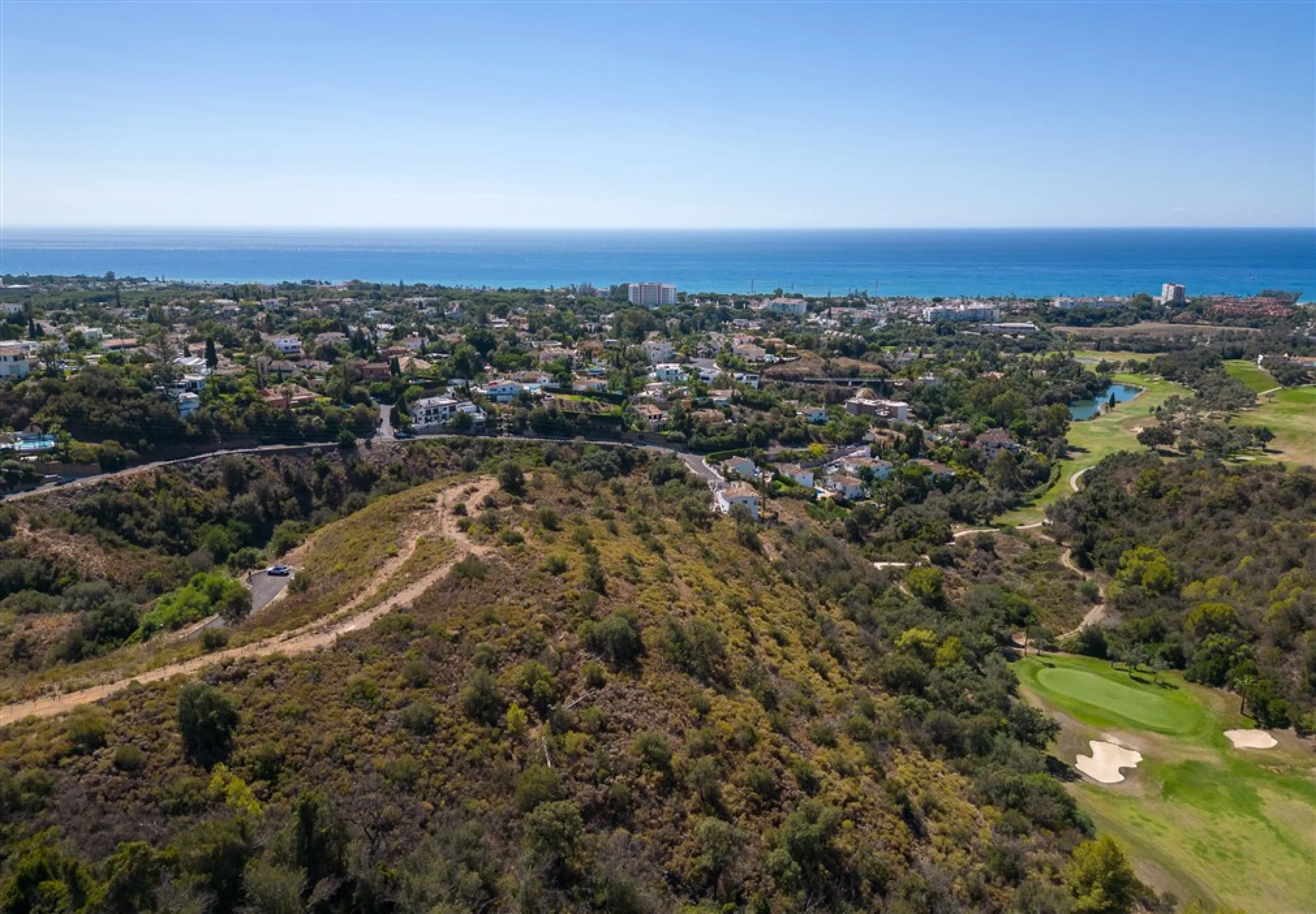 Fantastic, large, elevated, corner plot available in El Rosario.