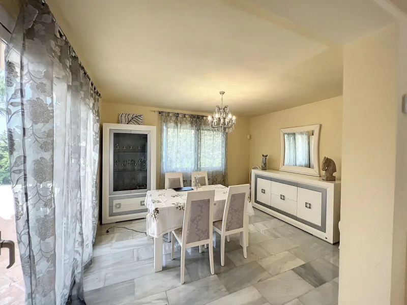 Exquisite Large Villa with a Stunning Plot and Exclusive Privacy in the Prestigious Urbanization near Mijas Pueblo.