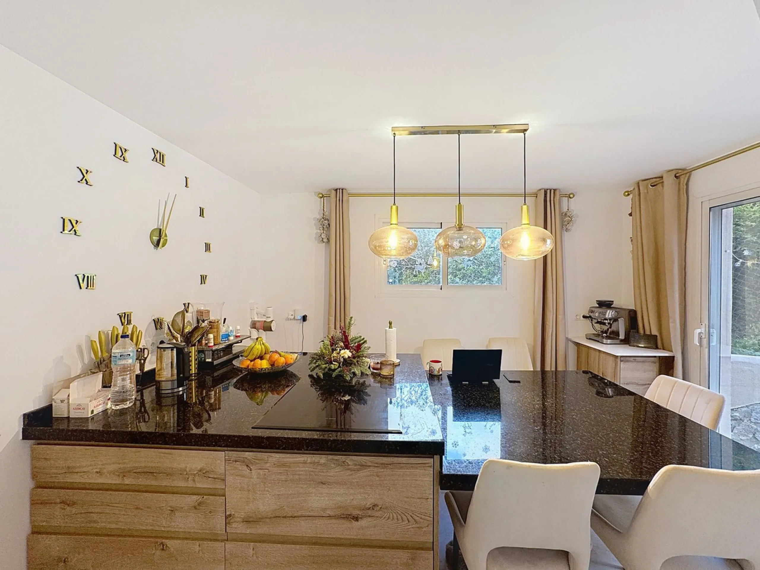 Exquisite Large Villa with a Stunning Plot and Exclusive Privacy in the Prestigious Urbanization near Mijas Pueblo.
