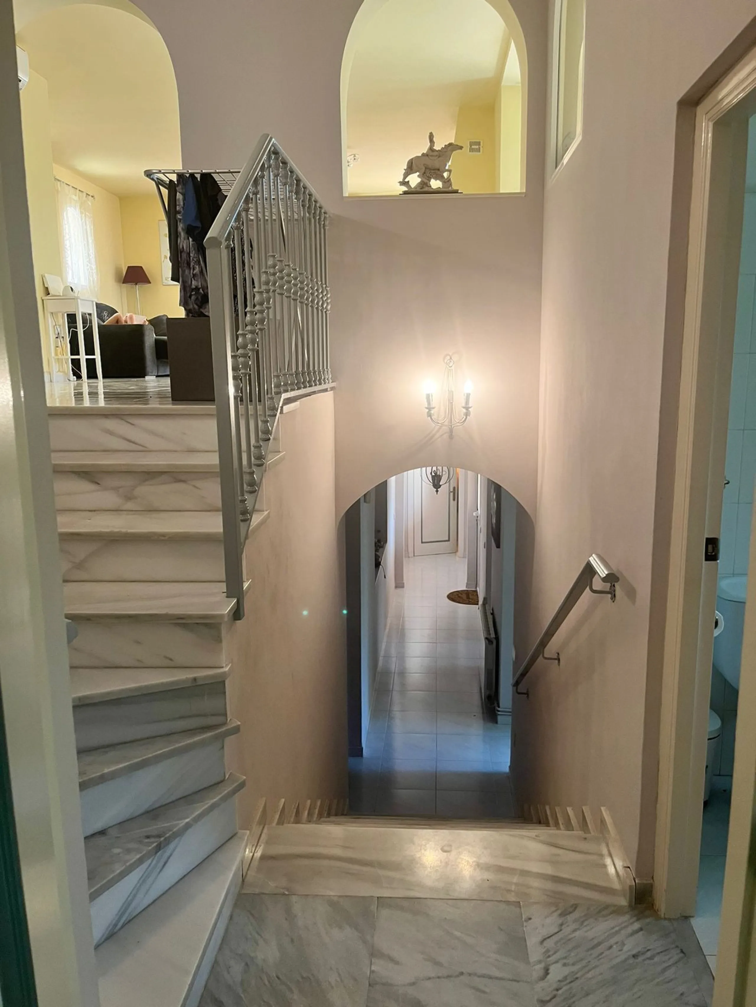 Exquisite Large Villa with a Stunning Plot and Exclusive Privacy in the Prestigious Urbanization near Mijas Pueblo.