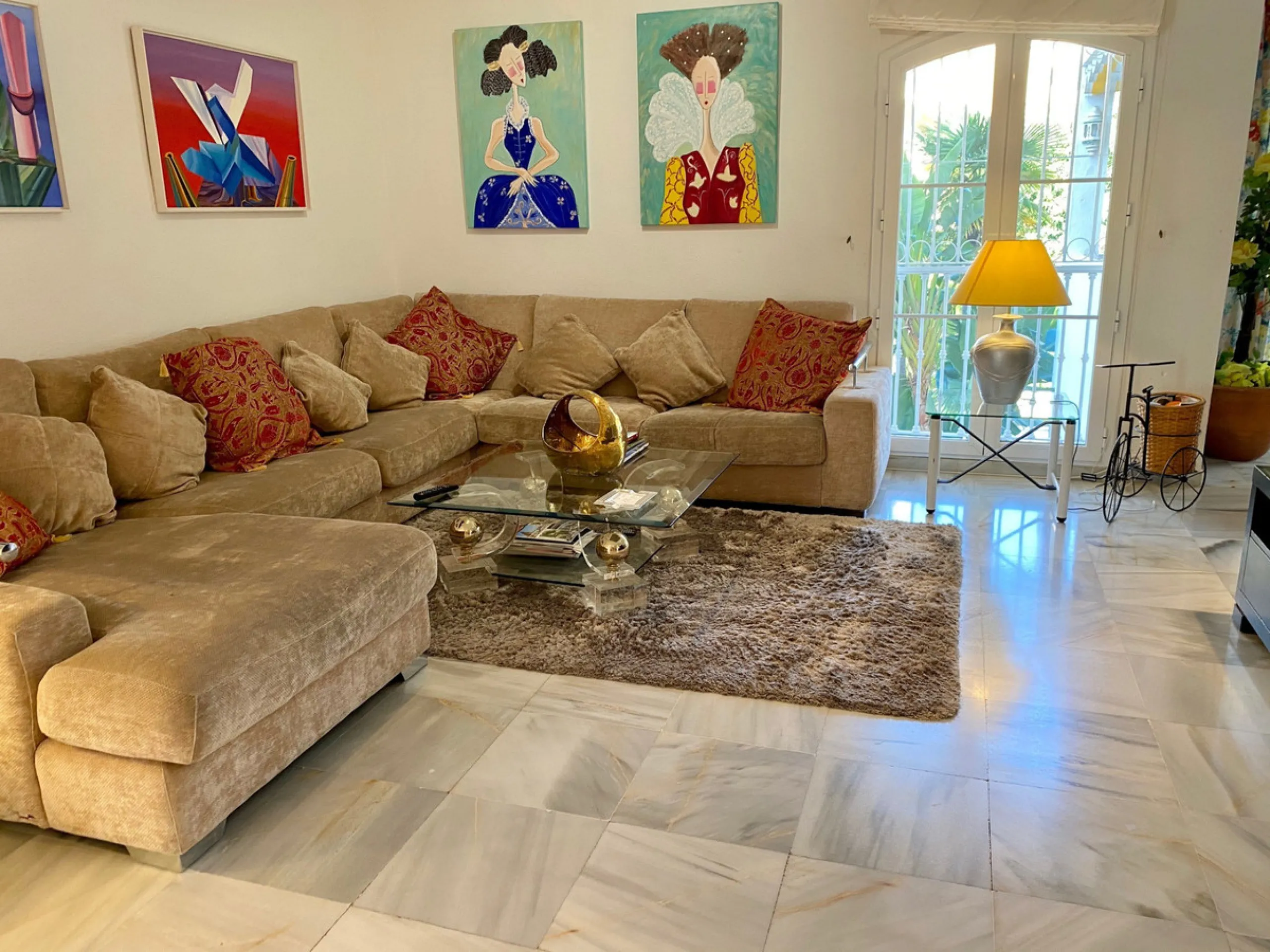 This impressive apartment is situated in the prestigious Nagüeles area on the renowned Marbella Golden Mile, offering a prime location in Marbella, Malaga. The property provides convenient access to a range of amenities and is ideally positioned near tran