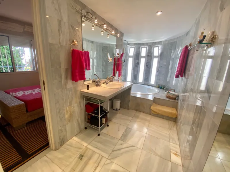 This impressive apartment is situated in the prestigious Nagüeles area on the renowned Marbella Golden Mile, offering a prime location in Marbella, Malaga. The property provides convenient access to a range of amenities and is ideally positioned near tran