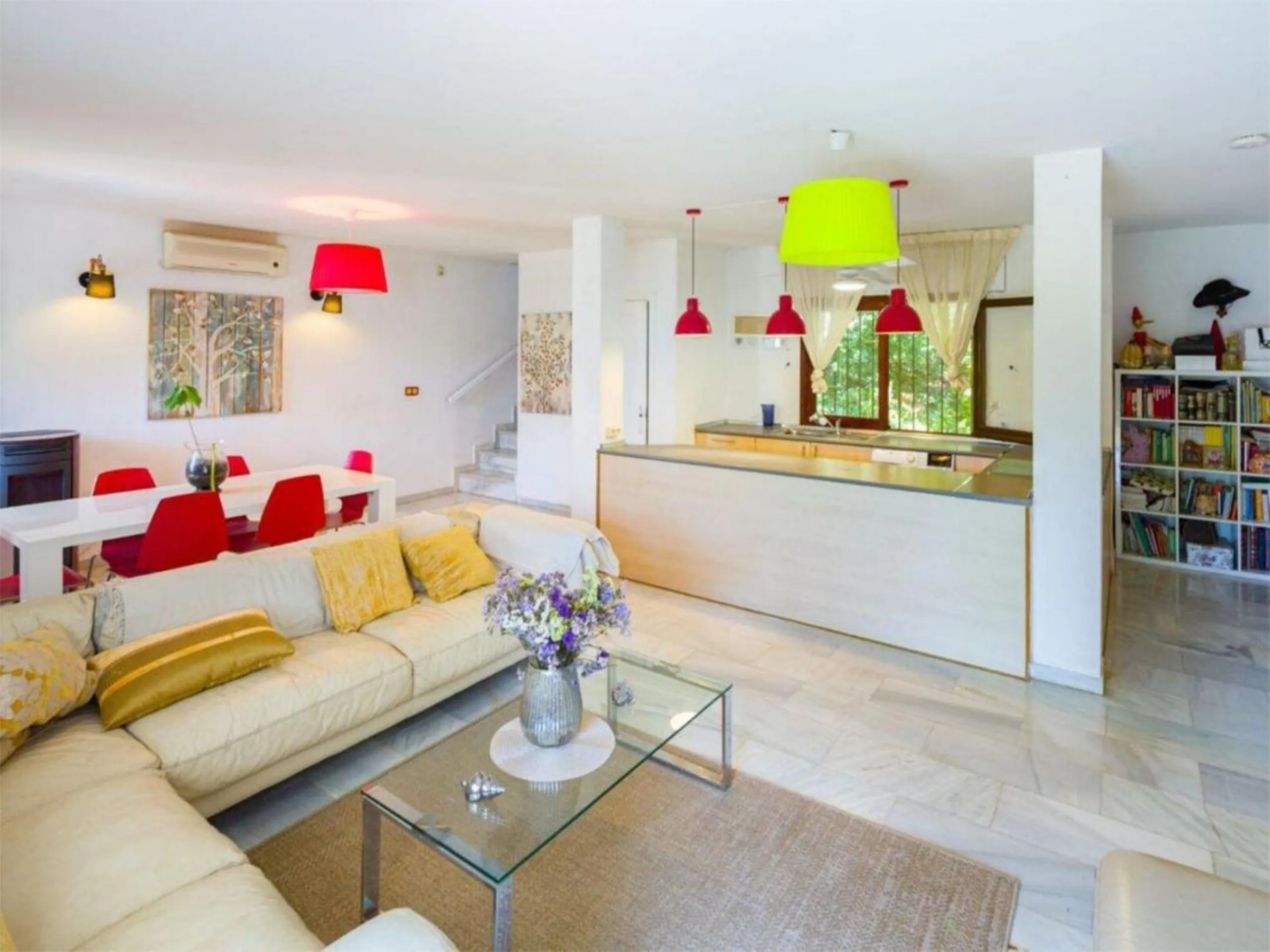 Nestled in the heart of Marbella's prestigious residential area, this elegant villa is a rare find, combining timeless Mediterranean charm with the potential for modern customization. With four bedrooms thoughtfully spread across two floors, this property