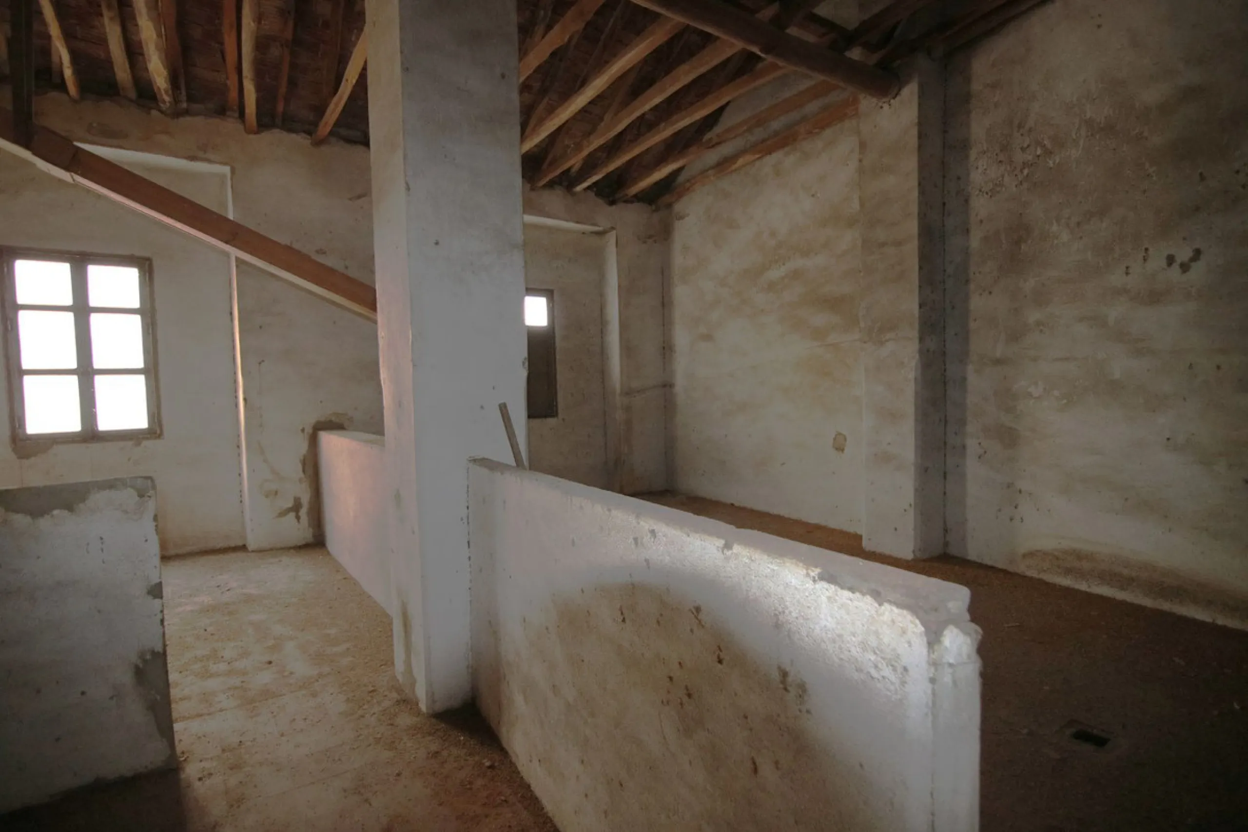 Commercial - Warehouse в продаже в Coín, Málaga. Площадь дома 823 м²