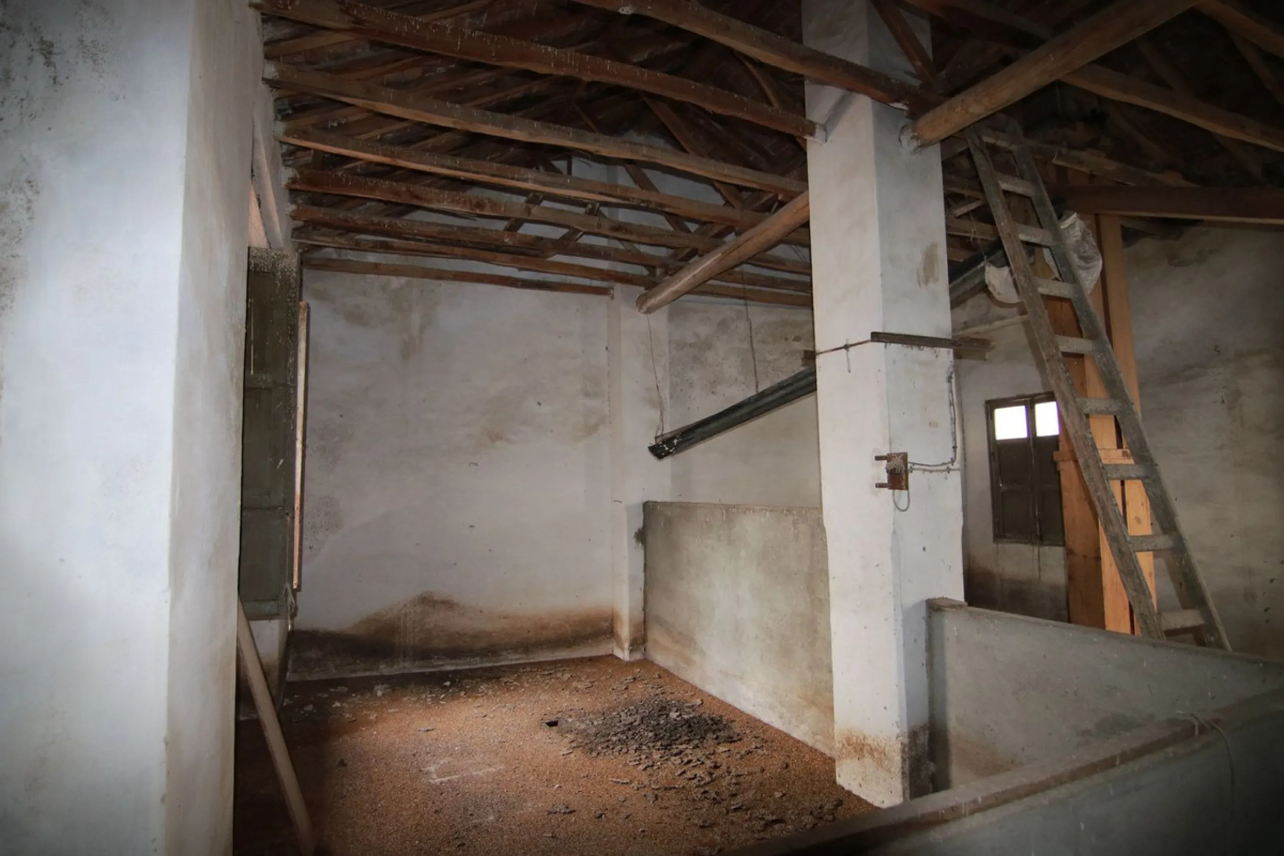 Commercial - Warehouse в продаже в Coín, Málaga. Площадь дома 823 м²