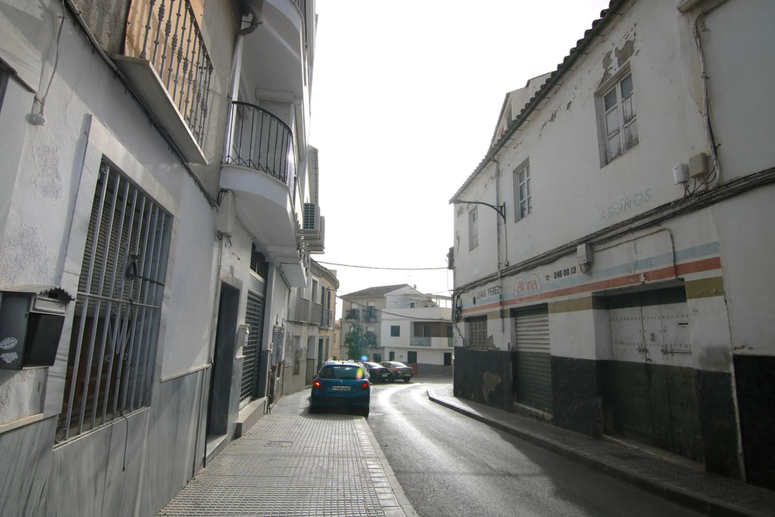 Commercial - Warehouse в продаже в Coín, Málaga. Площадь дома 823 м²