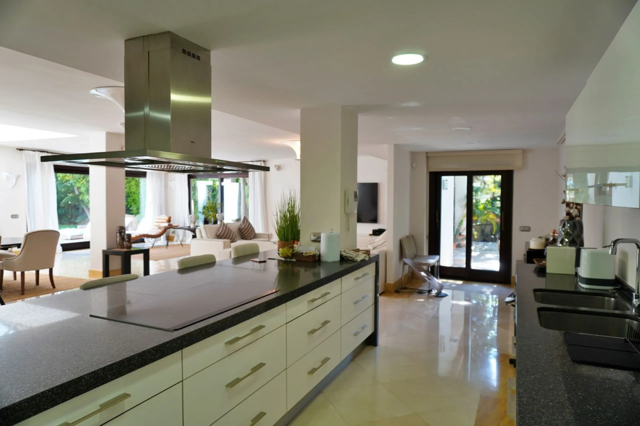 Detached Villa, Nueva Andalucía, Costa del Sol.