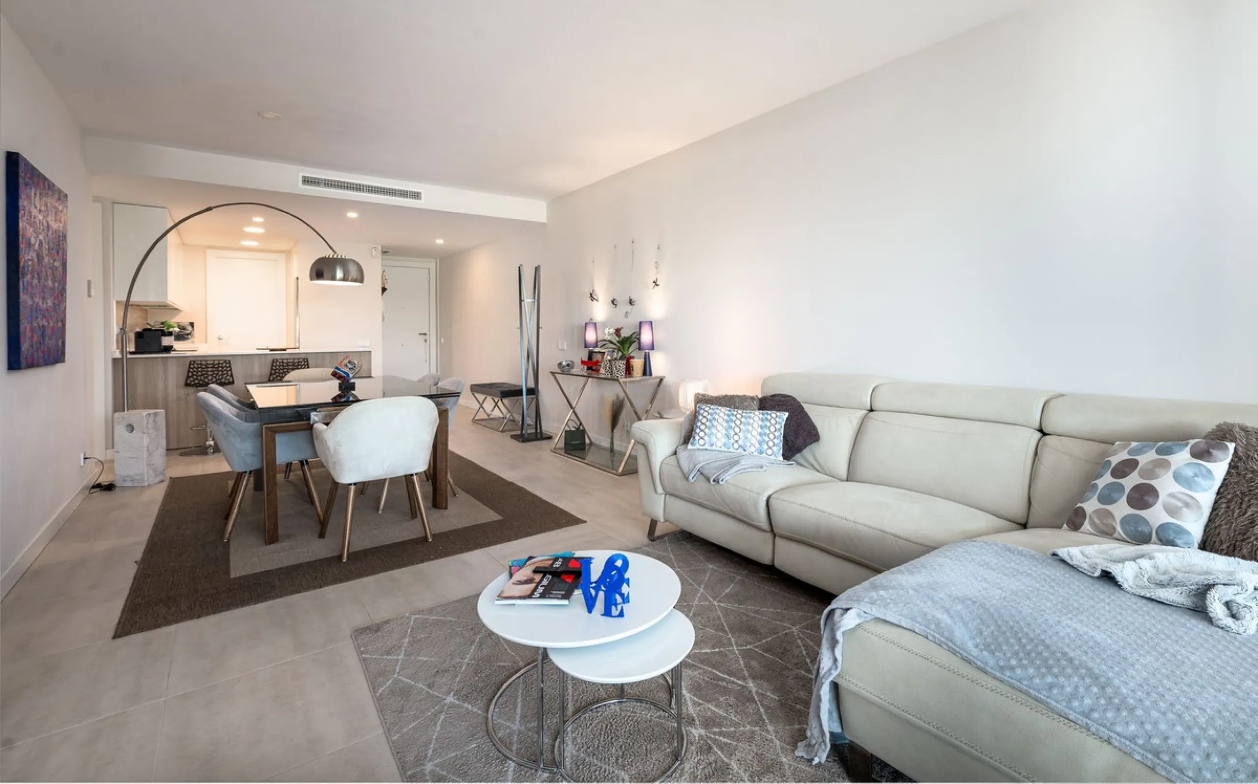 Nestled in the heart of the New Golden Mile, this enchanting 2-bedroom, 2-bathroom apartment offers a unique and captivating feature-mountain views that will take your breath away.