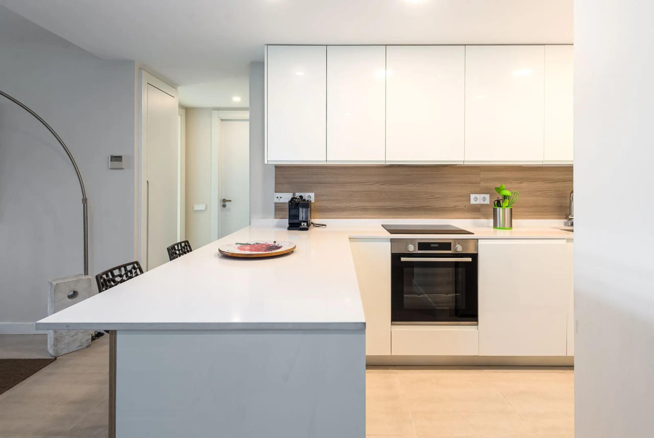 Nestled in the heart of the New Golden Mile, this enchanting 2-bedroom, 2-bathroom apartment offers a unique and captivating feature-mountain views that will take your breath away.