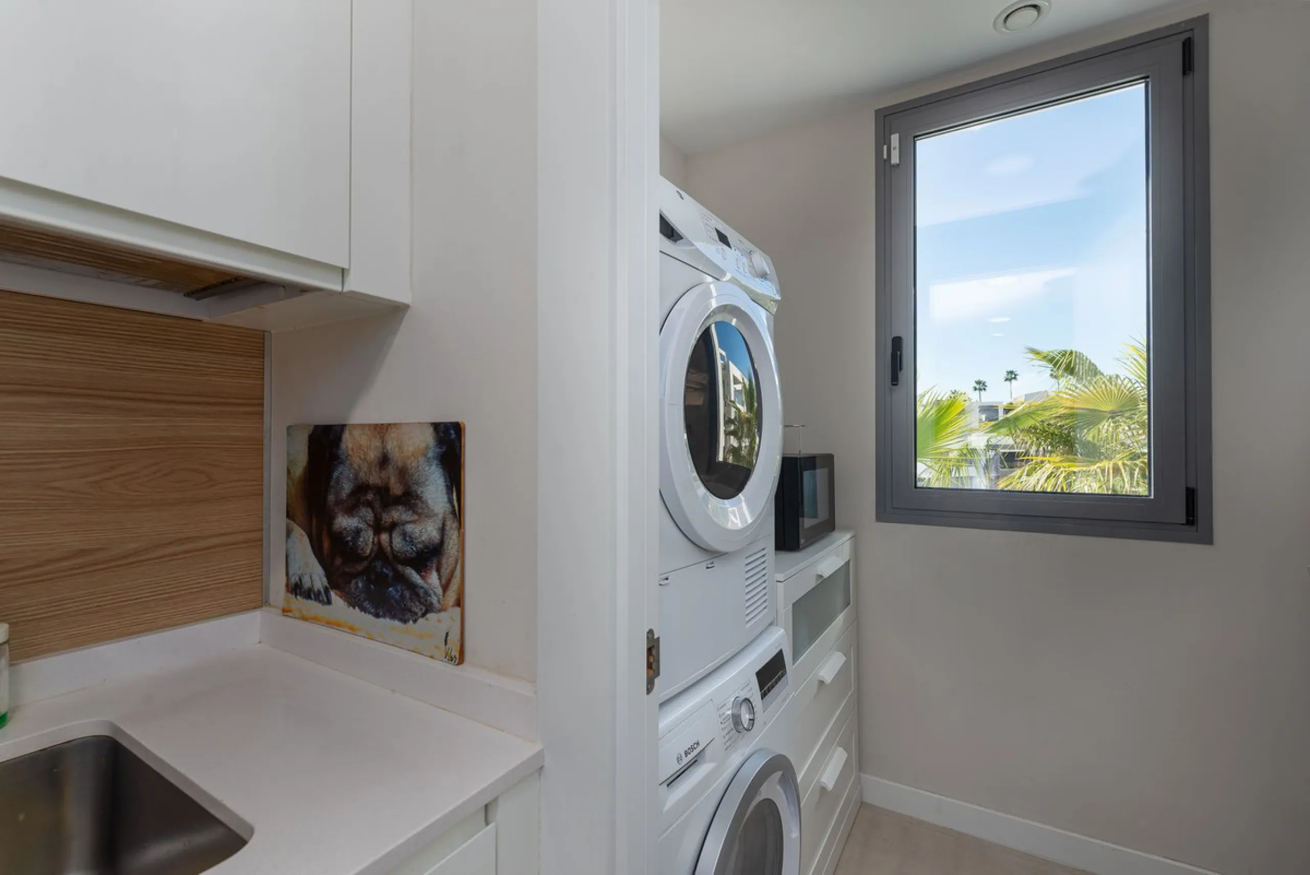 Nestled in the heart of the New Golden Mile, this enchanting 2-bedroom, 2-bathroom apartment offers a unique and captivating feature-mountain views that will take your breath away.