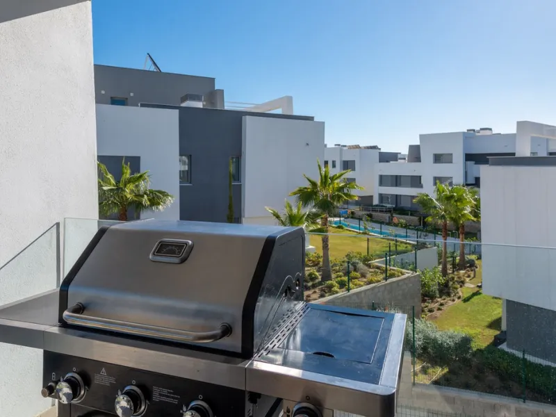 Nestled in the heart of the New Golden Mile, this enchanting 2-bedroom, 2-bathroom apartment offers a unique and captivating feature-mountain views that will take your breath away.