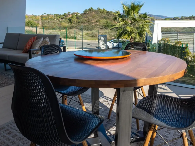 Nestled in the heart of the New Golden Mile, this enchanting 2-bedroom, 2-bathroom apartment offers a unique and captivating feature-mountain views that will take your breath away.