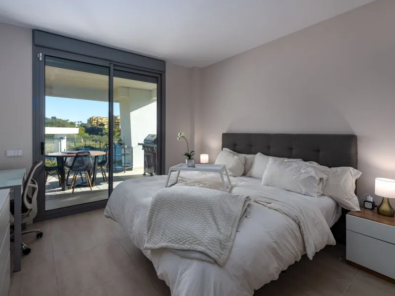 Nestled in the heart of the New Golden Mile, this enchanting 2-bedroom, 2-bathroom apartment offers a unique and captivating feature-mountain views that will take your breath away.