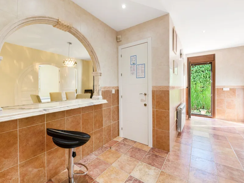 Villa "Casa Nina" is a characteristic Andalucian style modernised house, beautifully set in a tranquil location of Atalaya Alta, on the border between Estepona and Marbella - west of the enchanting Marbella city centre (10 min drive), and just a 5 minute 