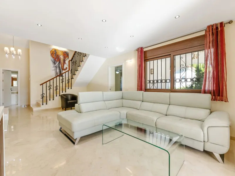Villa "Casa Nina" is a characteristic Andalucian style modernised house, beautifully set in a tranquil location of Atalaya Alta, on the border between Estepona and Marbella - west of the enchanting Marbella city centre (10 min drive), and just a 5 minute 
