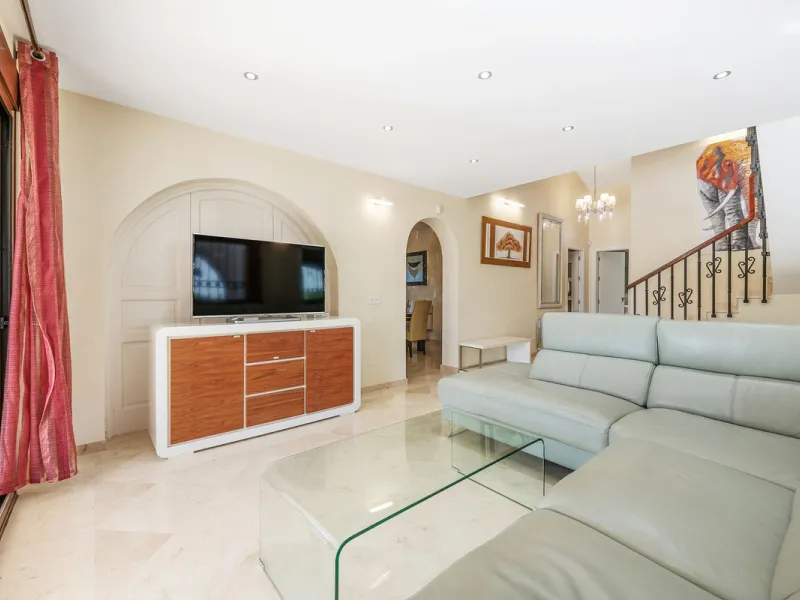 Villa "Casa Nina" is a characteristic Andalucian style modernised house, beautifully set in a tranquil location of Atalaya Alta, on the border between Estepona and Marbella - west of the enchanting Marbella city centre (10 min drive), and just a 5 minute 