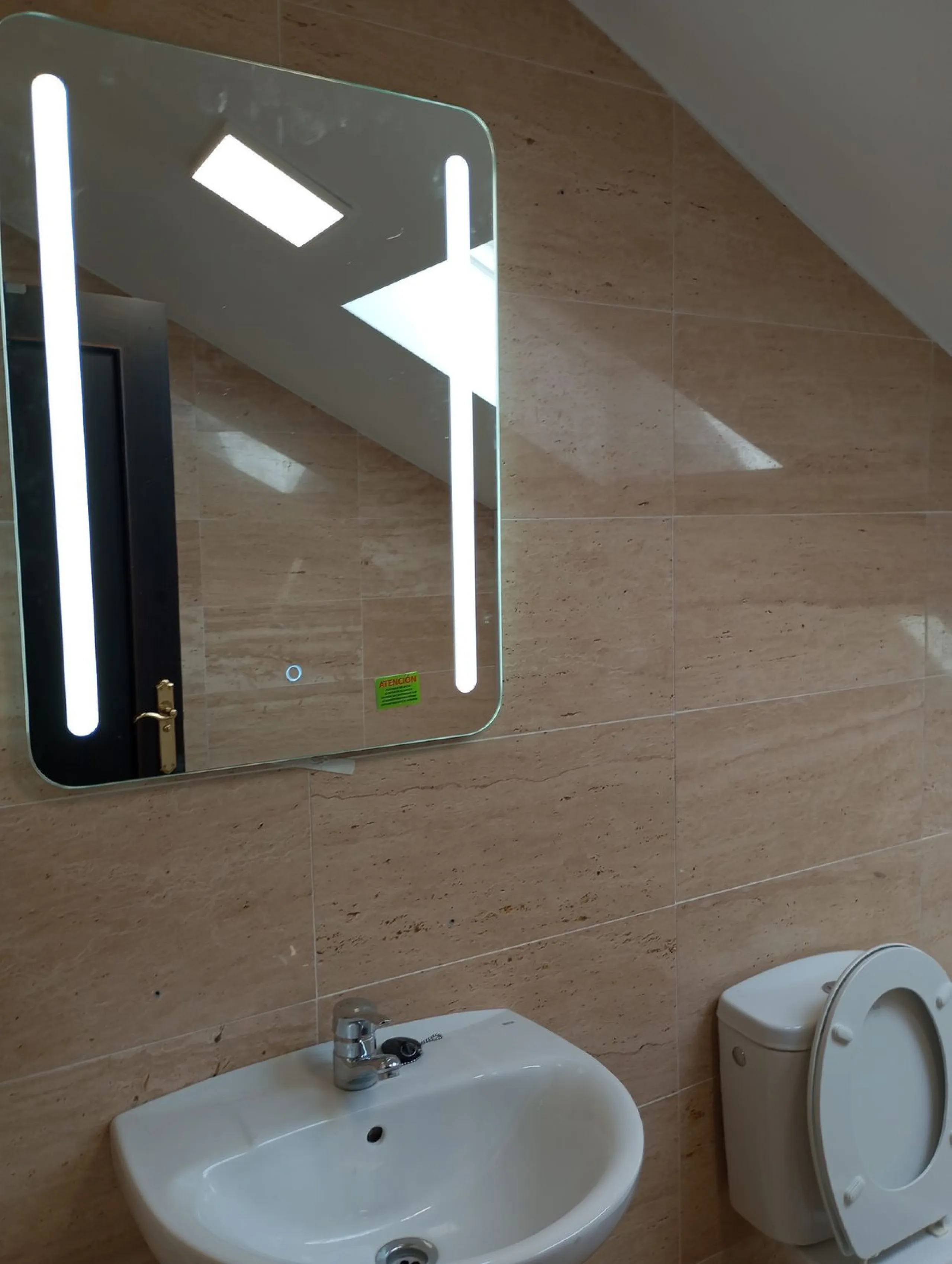 Apartment - Top Floor Studio в продаже в Málaga, Málaga. Площадь дома 58 м²