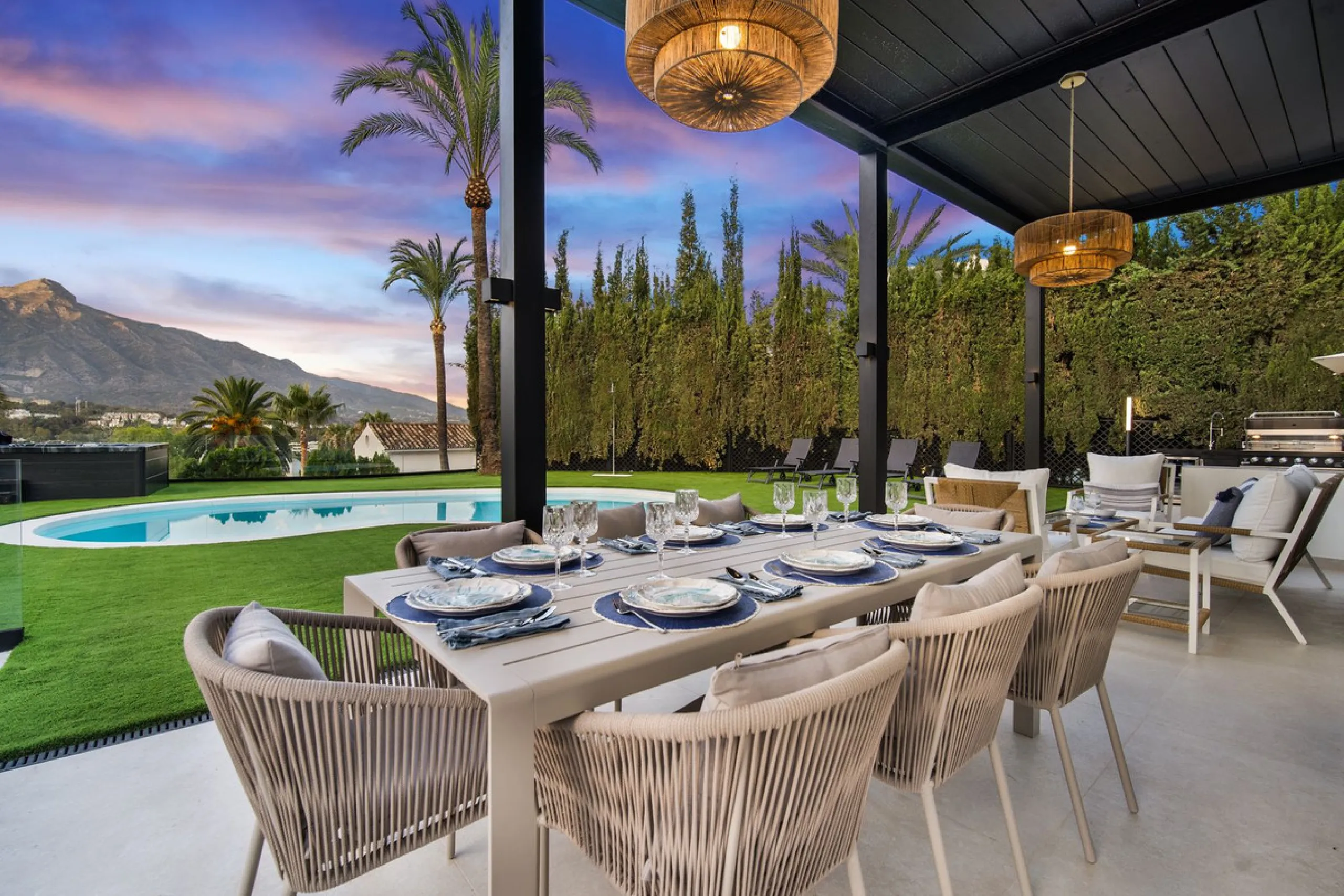 Spectacular new villa in Nueva Andalucia