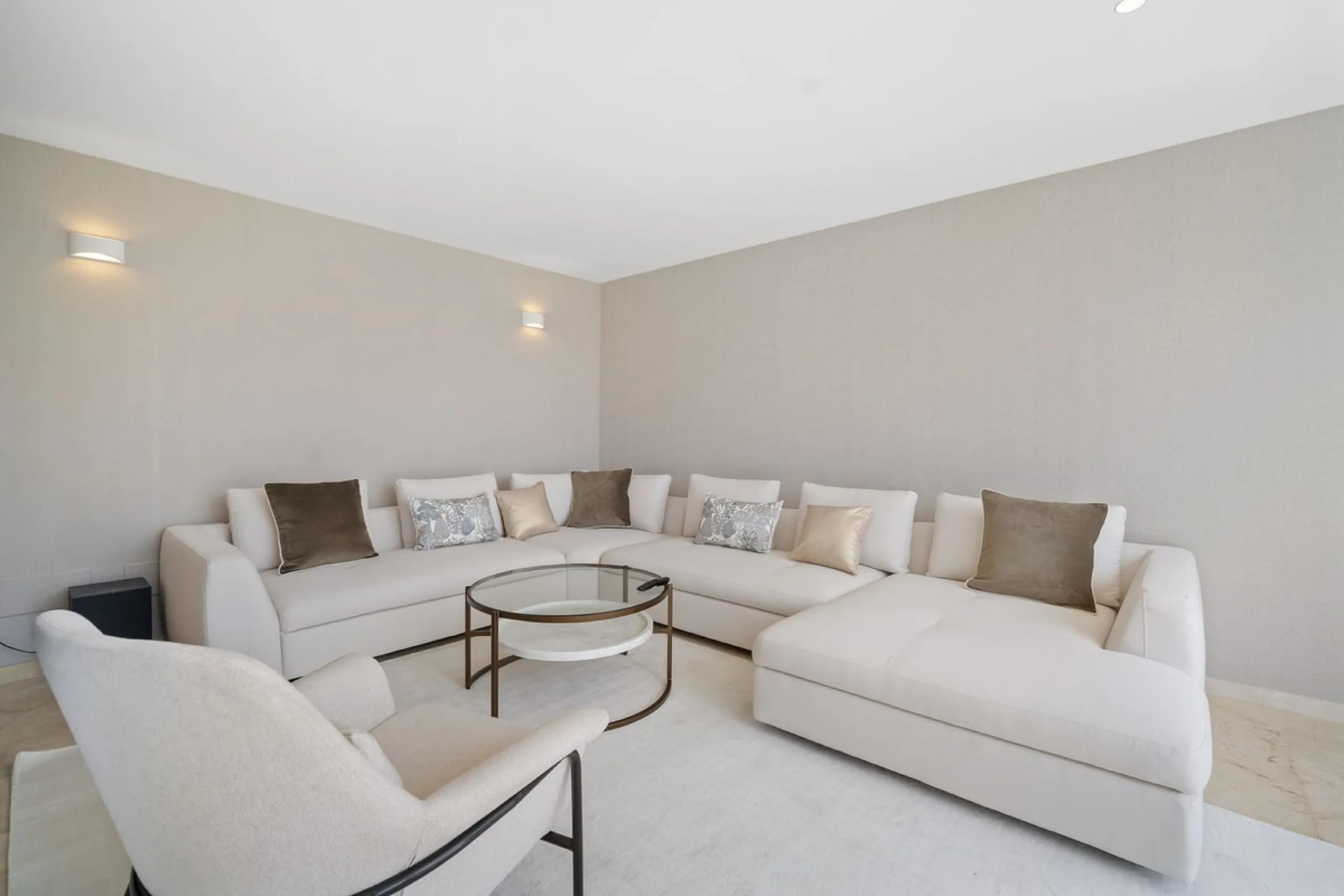 Spectacular new villa in Nueva Andalucia