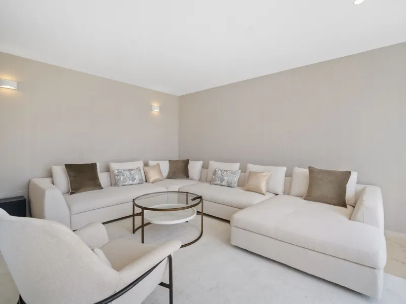 Spectacular new villa in Nueva Andalucia