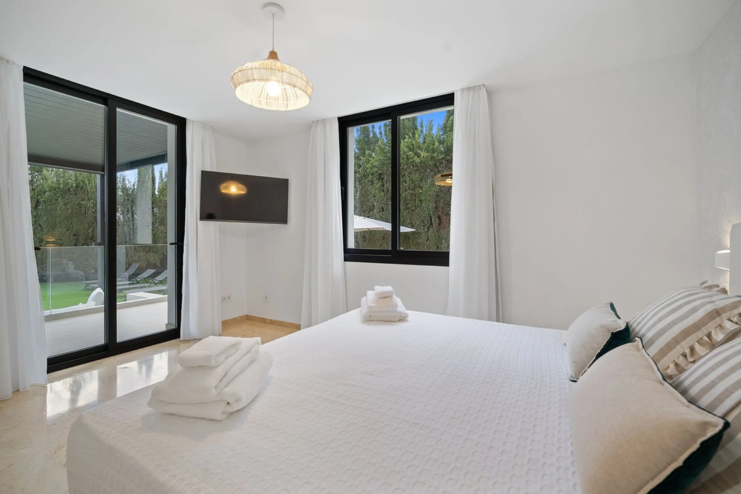 Spectacular new villa in Nueva Andalucia